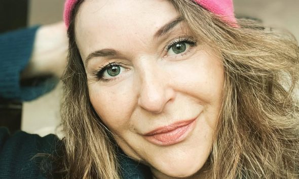 Julia Sawalha Net Worth